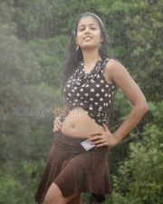 Ishita Dutta Sexy Navel Photos