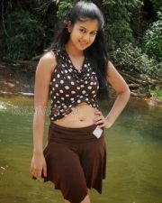 Ishita Dutta Sexy Navel Photos