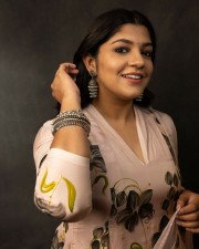 Mindiyum Paranjum Actress Aparna Balamurali Photos 03