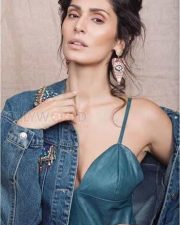 Model Bruna Abdullah Sexy Photos