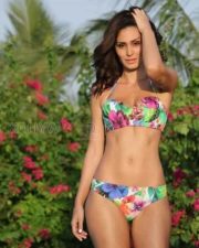 Model Bruna Abdullah Sexy Photos