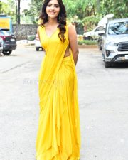 Mr X Actress Athulya Ravi in a Yellow Sleeveless Flowy Saree Photos 10