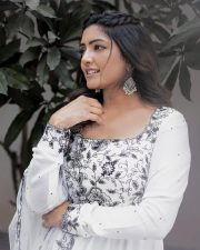 Om Shanti Shanti Shantihi Actress Eesha Rebba in a White Floor Length Anarkali Gown with a Black Silk Floral Embroidery Photos 03