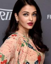 PS 1 Actress Aishwarya Rai Photo 01