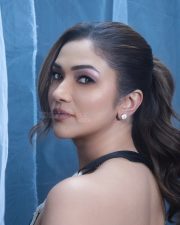 Premachi Goshta 2 Actress Ridhima Pandit in a Black One Shoulder Top Pictures 03