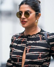Priyanka Chopra Stylish Pic 01
