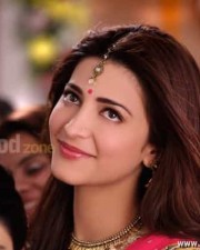 Ramaiya Vastavaiya Heroine Shruti Haasan Pictures