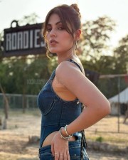 Rhea Chakraborty Sexy in Black Top Pictures 02