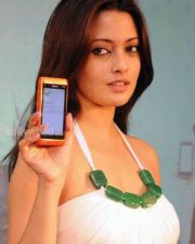 Riya Sen Sexy Pics