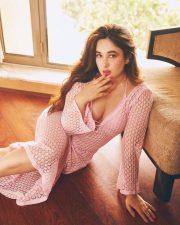 Sensual Aditi Budhathoki Cleavage in a pink knit cardigan Photos 03