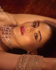 Sexy Aamna Sharif in a Nude Embroidered Strapless Lehenga Photos 02