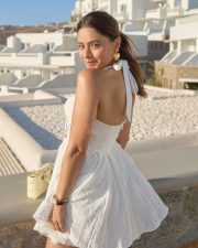 Sexy Aamna Sharif in a White Mini Short Dress Photos 03