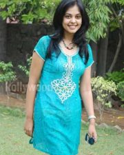 Sexy Bindu Madhavi Photos