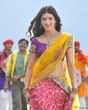 Sexy Shruthi Hassan Photos
