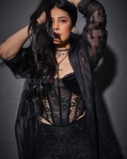Sexy Shruti Haasan in a Black Lace Net Dress Photos 03