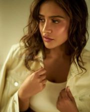 Sexy Sister Aisha Sharma Photoshoot Pictures 02