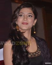 Shruti At Ezham Arivu Press Meet Photos