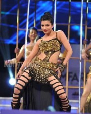 Shruti Haasan At Th Idea Filmfare Awards Photos