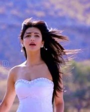 Shruti Haasan Sexy Song Pictures