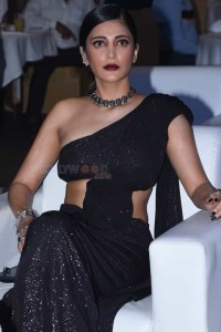 Shruti Haasan at SIIMA Awards 2021 Photos 10