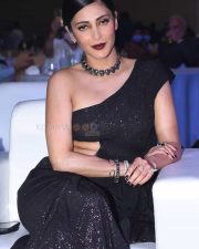 Shruti Haasan at SIIMA Awards 2021 Photos 14