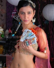 Shruti Hassan Sexy Stills