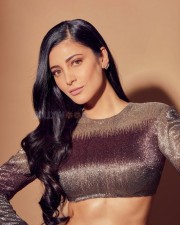 South Actress Shruti Haasan Latest Photoshoot Stills 03