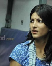 Sruthi Hasan Sexy Stills