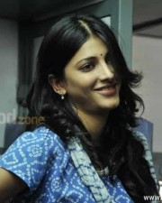 Sruthi Hasan Sexy Stills