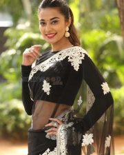 Stefy Patel At Ninnu Thalachi First Look Launch Event Photos