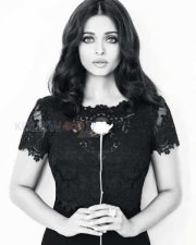 Stunning Aishwarya Rai Filmfare Photos