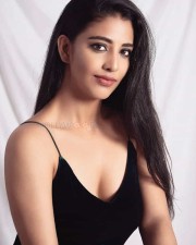 Stunning Beauty Daksha Nagarkar Photos