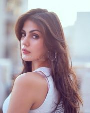 Stunning Rhea Chakarborty in an Open Shoulder White Crop Top Photos 02