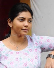 Athulya Ravi 25 Suttu Pidikka Utharavu Movie Heroine Athulya Ravi Pictures