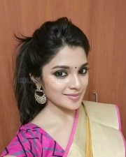 Tamil Actress Aathmika Photos