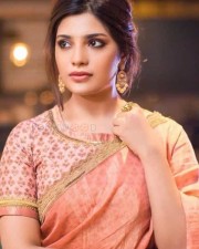 Tamil Actress Aathmika Photos