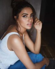 Tamil Actress Akshara Gowda Photoshoot Pictures