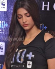 Tamil Actress Singer Shruthi Hassan Photos