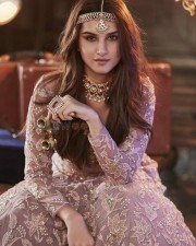 Tara Sutaria New Photo