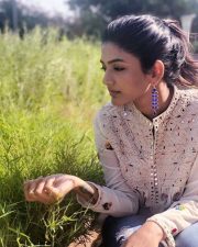 Telugu Film Actress Eesha Rebba Photos
