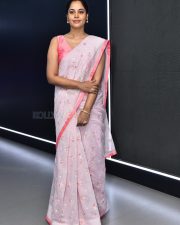 Tollywood Actress Bindu Madhavi at Dhandoraa Teaser Launch Photos 14