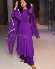 Tollywood Actress Divi Vadthya at Parampara Season 2 Pre Release Event Photos 06