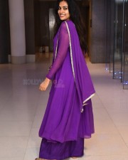 Tollywood Actress Divi Vadthya at Parampara Season 2 Pre Release Event Photos 09