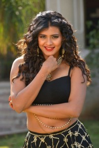 Tollywood Heroine Hebah Patel in Sexy Black Dress Pictures 02