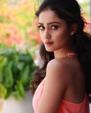 Tridha Chaudhary Cute Sexy Picture 01