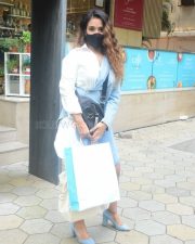 Veronica Vanij spotted outside Food Hall at Santacruz Photos