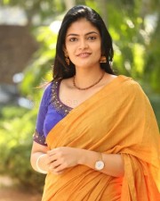 Actress Kalpika Ganesh At Padi Padi Leche Manasu Movie Thanks Meet Photos