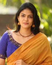 Actress Kalpika Ganesh At Padi Padi Leche Manasu Movie Thanks Meet Photos