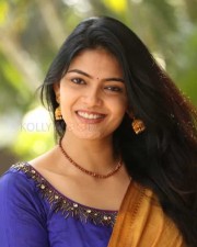 Actress Kalpika Ganesh At Padi Padi Leche Manasu Movie Thanks Meet Photos