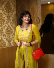 Actress Kalpika Ganesh at Yashoda Movie Success Meet Pictures 01